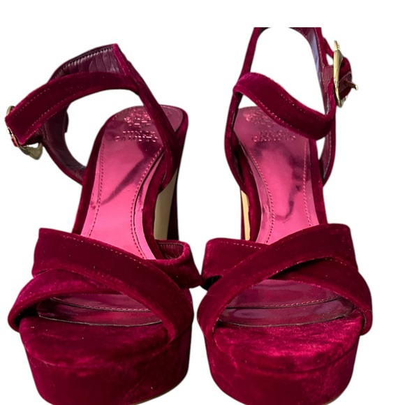 Vince Camuto Velvet platform magenta dress sandals new 8.5 retro 70’s - Picture 3 of 9